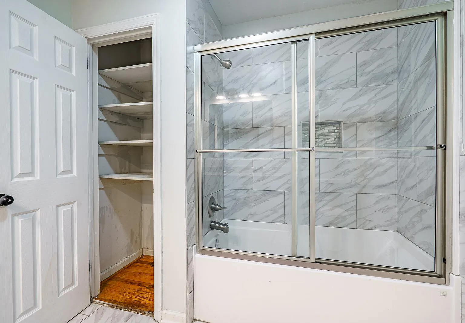 4 bed, 2.5 bath, 1420 sqft, $784 — Photo 4