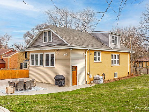 5th image of 324 Lorraine St