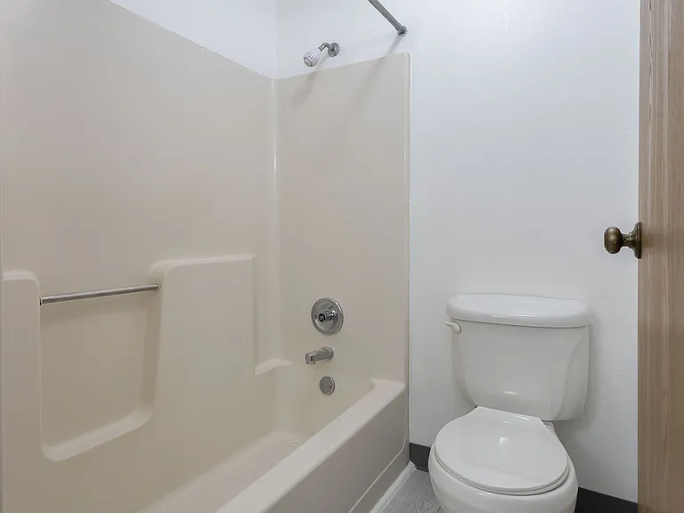 315 4th Ave S #303 — Photo 9