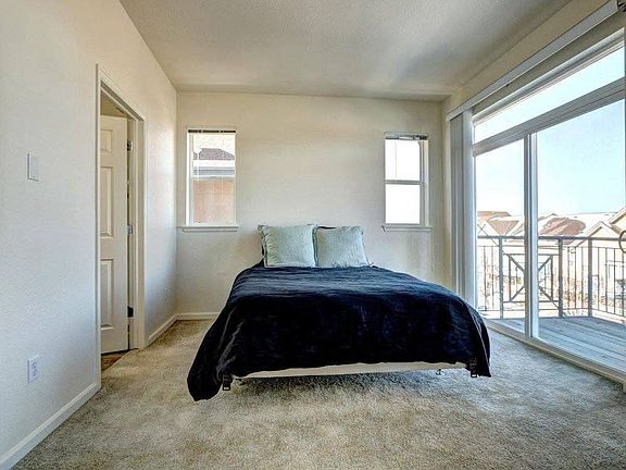 4th image of 671 S Fairplay St #D