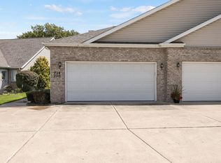 724 Maple St, Mishawaka, IN 46545