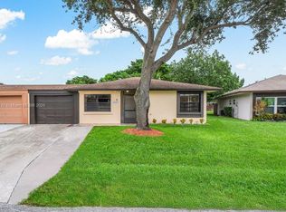 5257 Robbie Ct, West Palm Beach, FL 33415