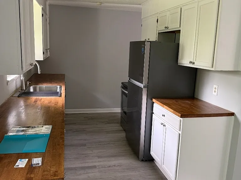 3015 Thomas Ln — Photo 6