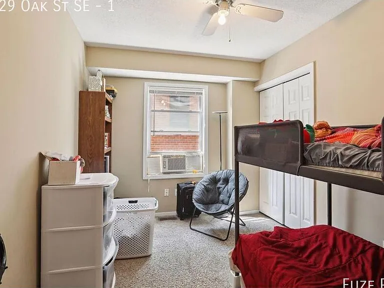 629 Oak St SE #1 — Photo 19