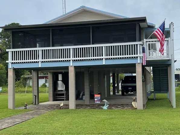 482 SE 909th Ave, Old Town, FL 32680