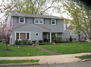 93 Michael St, Iselin, NJ 08830