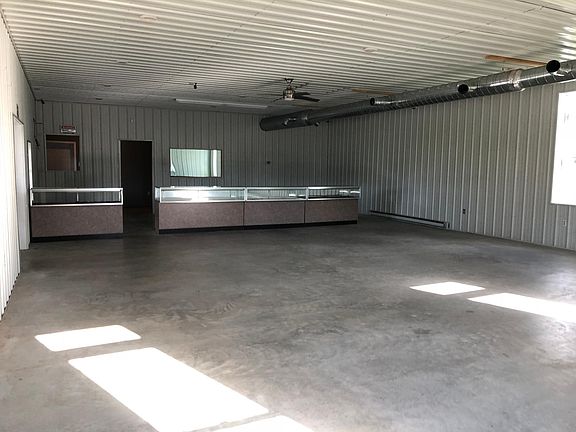 2nd image of 2908 S Park Ave