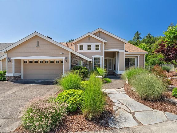 3rd image of 429 Sonoma Drive
