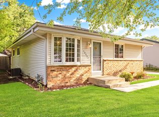 10432 W Villa Ave, Milwaukee, WI 53224