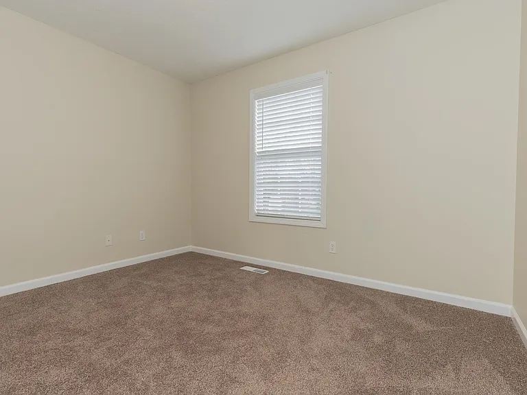 7778 Sandalwood Dr — Photo 12
