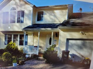 4 Phineas St #123, Medford, NY 11763