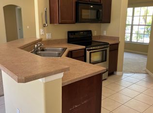 4914 E Lake Cove Blvd, Saint Cloud, FL 34771