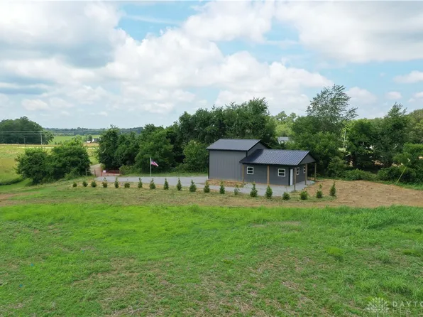 43 Hillcrest Ln, Manchester, OH 45144