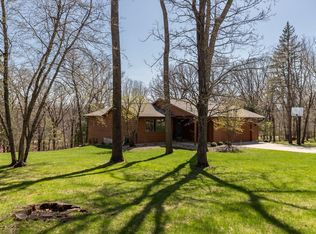 930 W Center St, Oronoco, MN 55960