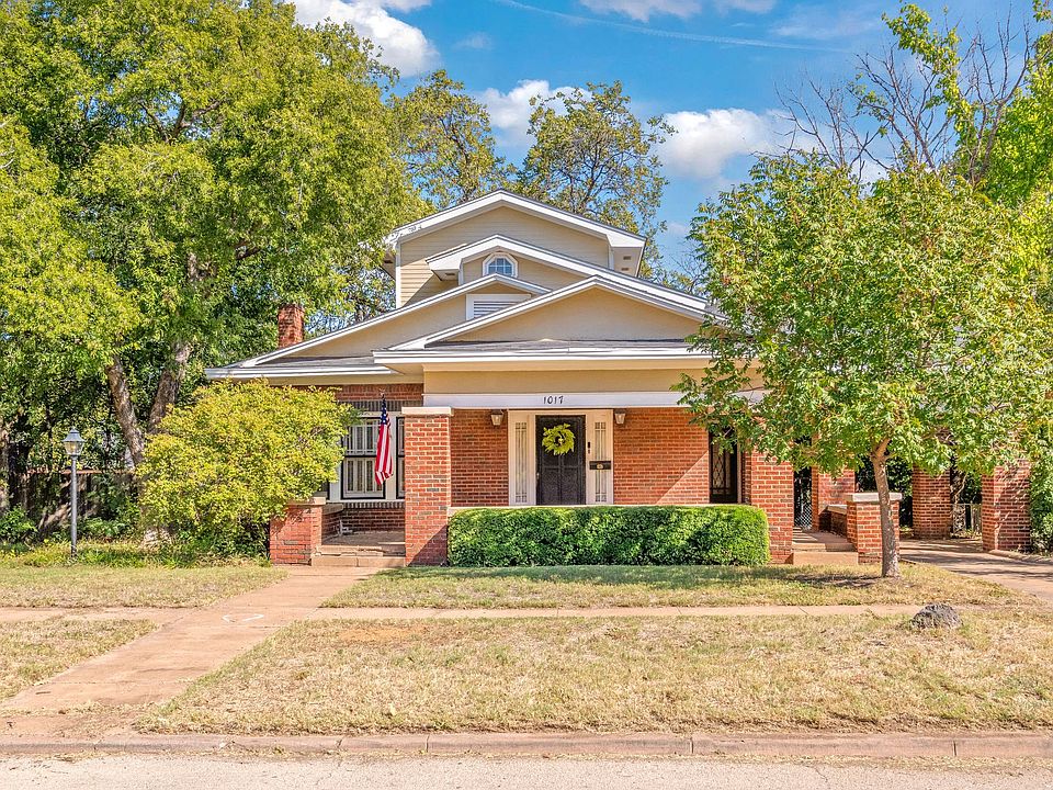 1st image of 1017 Sayles Blvd