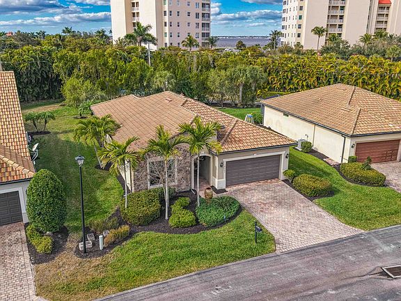 3rd image of 14589 Laguna Dr
