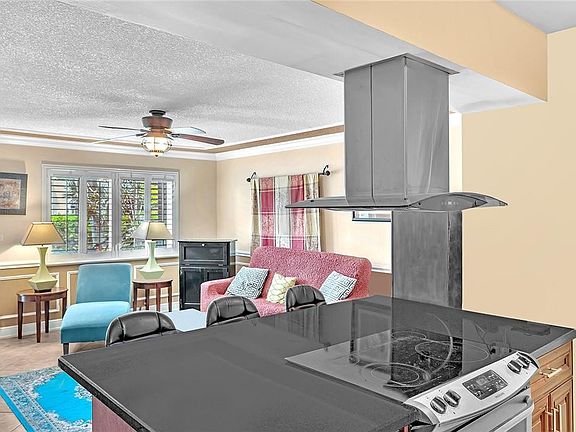 3rd image of 801 NE 18th Court #108