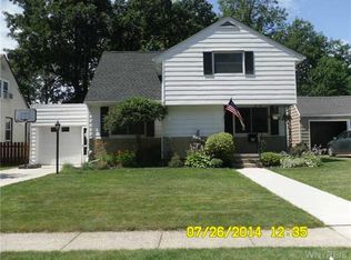 72 Woodridge Ave, Cheektowaga, NY 14225