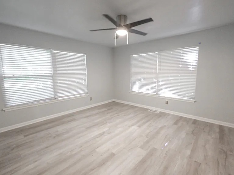 8301 Llano Ave — Photo 8