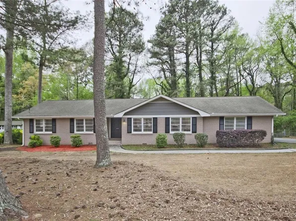 2859 Adella Ct, Snellville, GA 30078