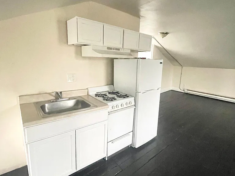 1132 Banklick St #5 — Photo 4