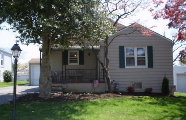 1st image of 2402 McKinley Ave