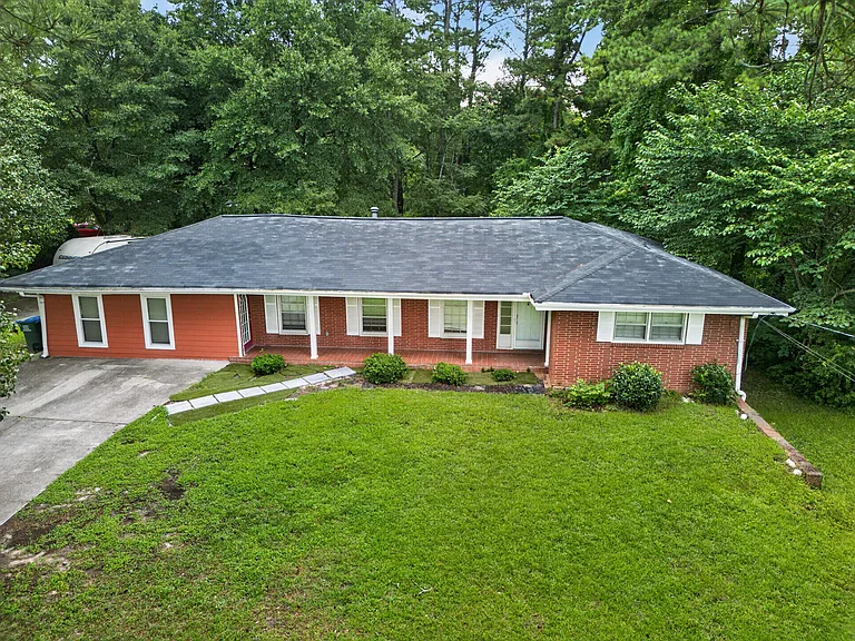2387 Garden Ct — Photo 12