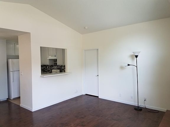 Living Room/ Dining Room