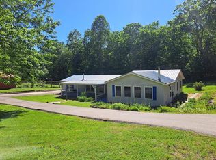 221 W Catoosa Canyon Dr, Crossville, TN 38571