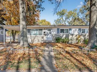 535 Bardot Dr, Florissant, MO