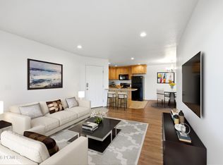 595 S Main St APT 10, Kamas, UT 84036