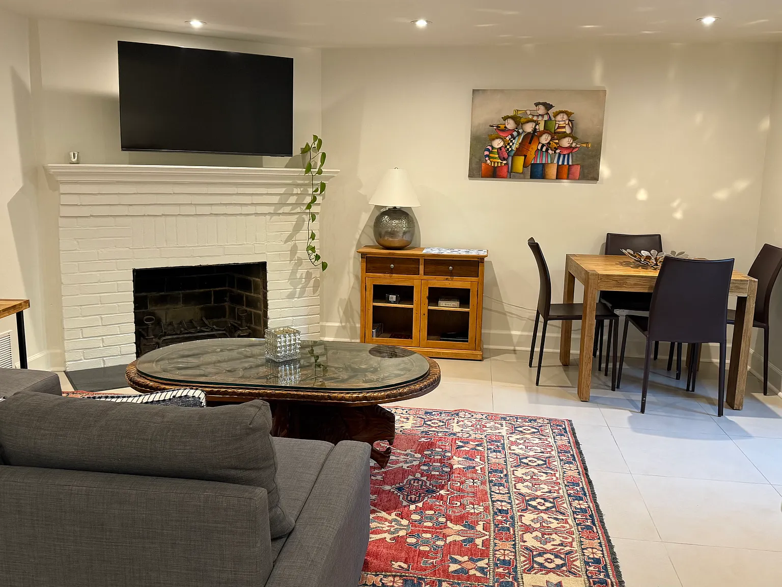 2 bed, 980 sqft, $3,600 — Photo 2