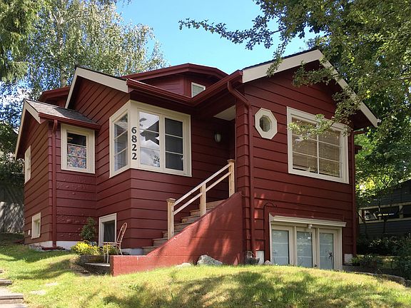 2nd image of 6822 26th Ave NE