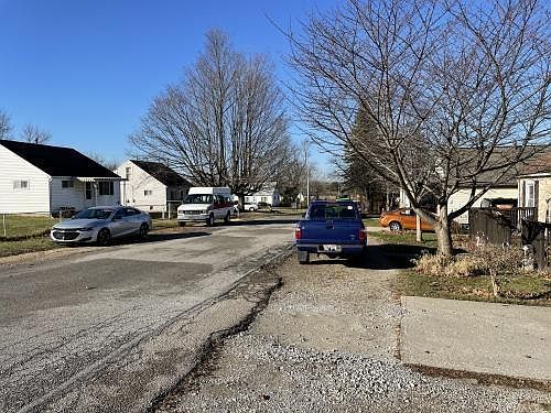 2nd image of 251 Buckeye Ave #251