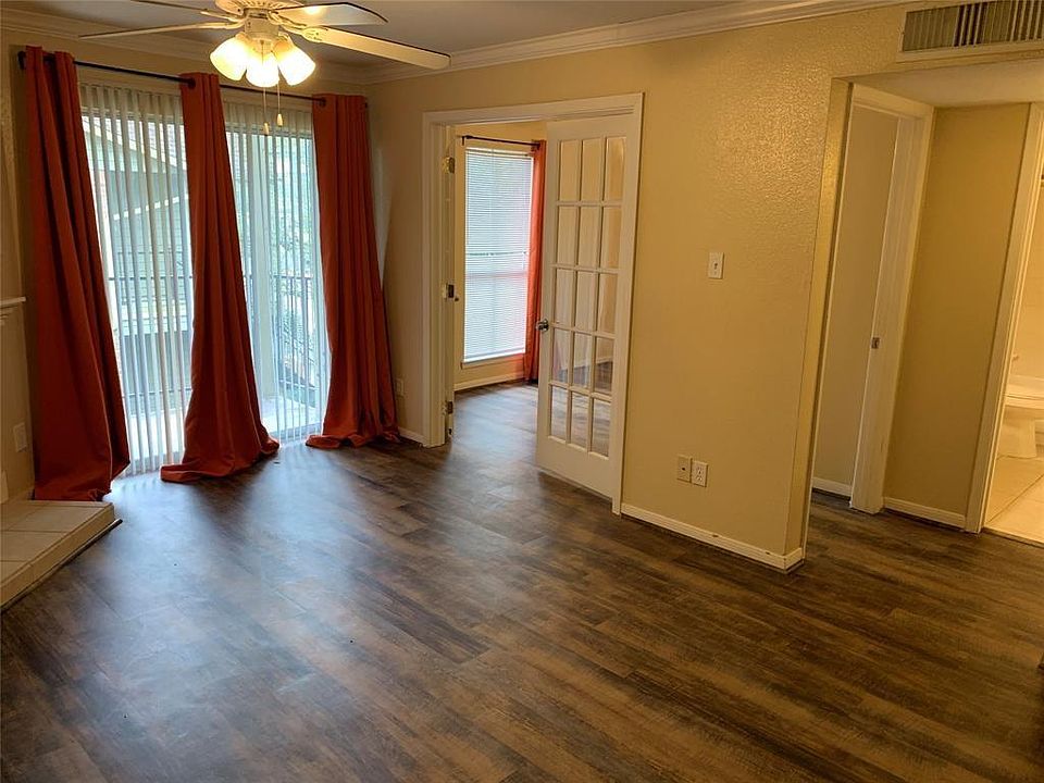 1st image of 18800 Egret Bay Blvd APT 400