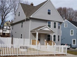 28 Jackson St, Ansonia, CT 06401