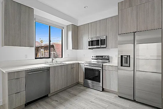 3 bed, 1320 sqft, $3,990 — Photo 3
