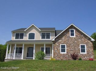 514 Long Run Rd, Drums, PA 18222
