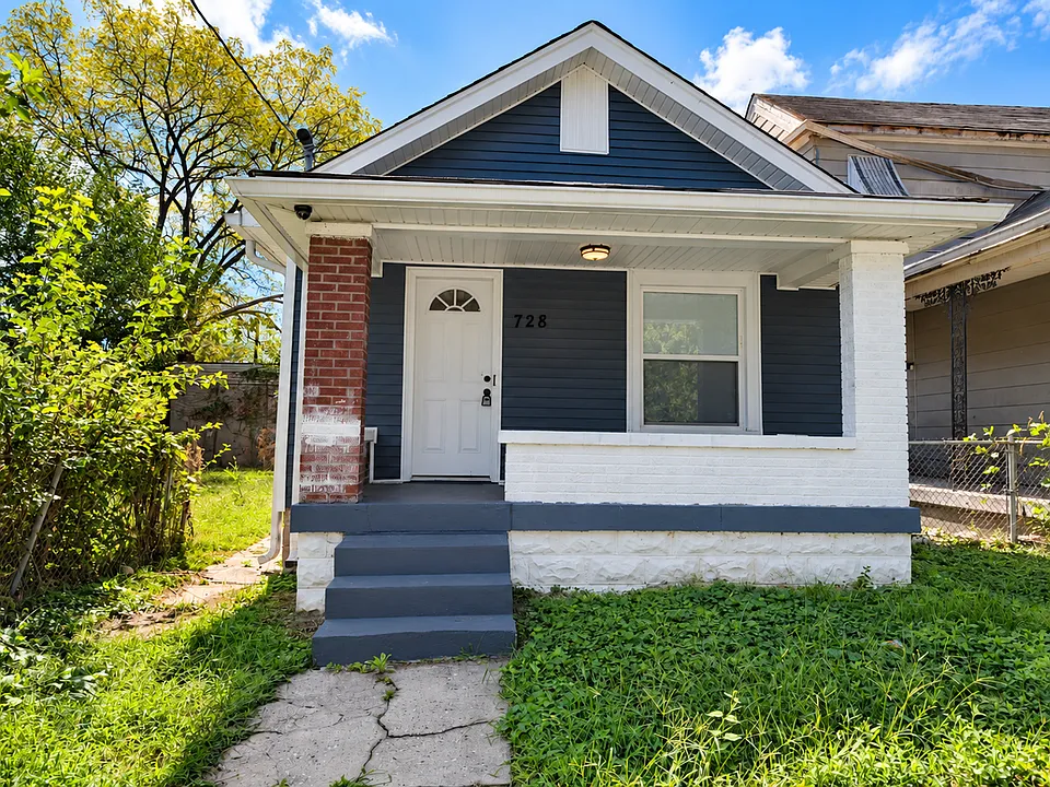 728 Heywood Ave