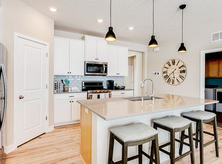 2238 Avalon Ct, Shakopee, MN 55379