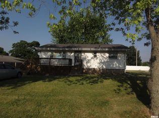 306 Maplewood Blvd, Dunlap, IL 61525