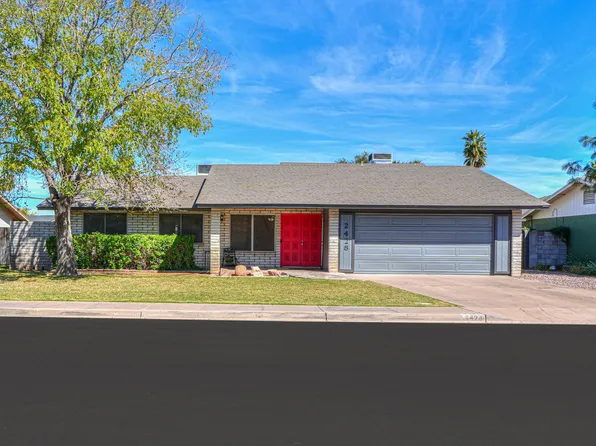 2428 E JUANITA Avenue, Mesa, AZ 85204