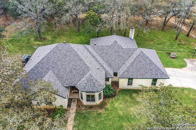 1st image of 319 Oak Bend Dr