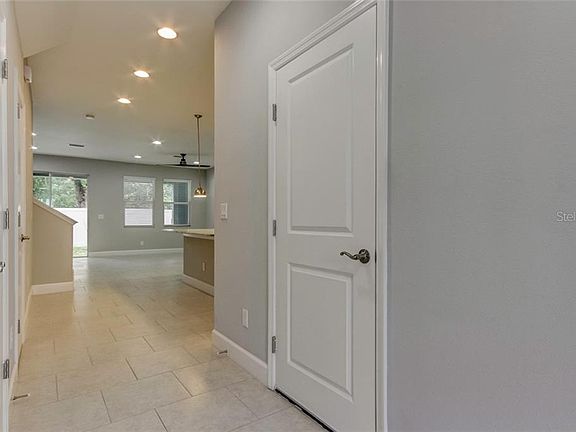 3rd image of 6729 Citrus Creek Ln