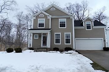 1st image of 8933 Oakbrook Cir