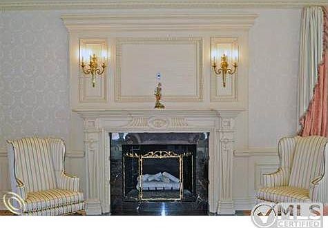 8-Great Room Fireplace.jpg
