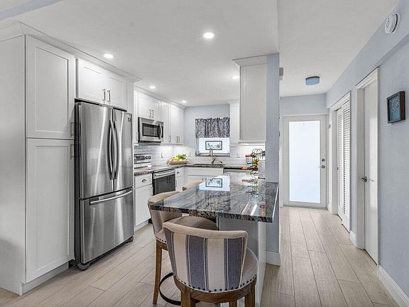 2nd image of 1511 SE 15th Court #104