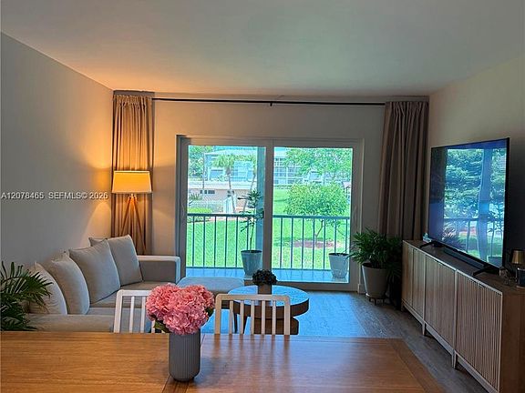 4th image of 5200 Washington St APT 207