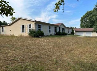 N4937 2nd Ave, Oxford, WI 53952