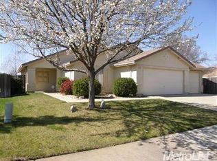 1122 Stormwood Ave, Galt, CA 95632